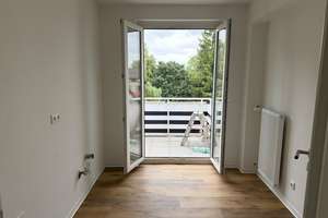 Erstbezug nach Sanierung! Moderne 3,5-Zimmer-Wohnung mit Balkon!