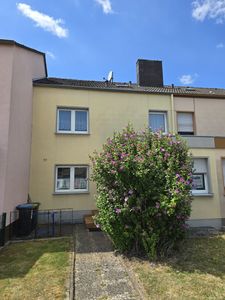 Familienfreundliches Reihenhaus mit Garten + Garage