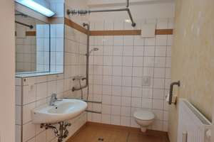 "Wohnen mit Service" in Stadtmitte: Barrierefreie 2-Zimmer-Seniorenwohnung  in zentraler Lage! – Neustraße 25b, 46236 Stadtmitte, Bottrop – Vorschaubild 4
