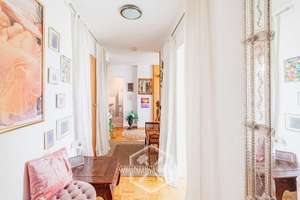 Südbalkon, Aufzug & mitten in der Stadt - 3 Zimmer Traum