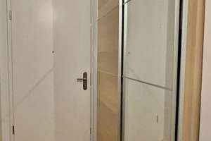 Wohnen mit eigenem Garten! Geräumige 4-Zimmer-Erdgeschosswohnung mit zwei Bädern in Berlin Karlshors – Die vollständige Adresse der Immobilie erhältst du vom Anbieter., 10318 Karlshorst, Berlin – Vorschaubild 9