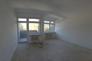 Bezugsfreie Wohnung zur Sanierung in gefragter Wohnlage – Die vollständige Adresse der Immobilie erhältst du vom Anbieter., 14193 Schmargendorf, Berlin – Vorschaubild 3