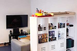 Zentrum - tolle 2 Zimmer Wohnung zu vermieten! – Am Waldthausenpark 15, 45127 Stadtkern, Essen – Vorschaubild 1