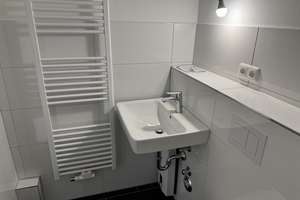Komplett modernisierte 2 ½-Zimmer-Eigentumswohnung Staffelgeschoss / Endetage mit zwei Balkonen – Die vollständige Adresse der Immobilie erhältst du vom Anbieter., 22041 Wandsbek (Ortsteil), Hamburg – Vorschaubild 26