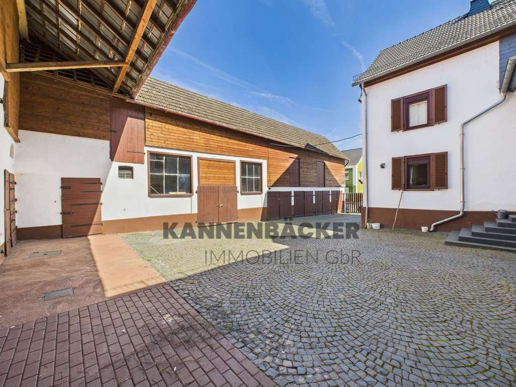 Immobilie in Aarbergen - Idylle trifft auf Komfort – charmante Hofreite in Aarbergen - Bild 2