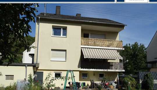 Bild von Großzügiges Zweifamilienhaus mit sehr schönem Garten und in ruhiger Wohnlage.