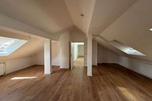Eine Etage für Sie allein! | Sanierte Dachgeschosswohnung in zentraler Mainzer Lage