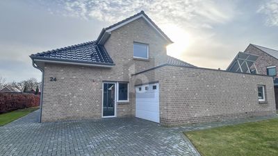 GEMÜTLICHES ZUHAUSE FÜR PAARE & FAMILIEN