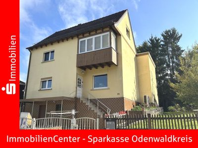 Sonnig gelegen und reichlich Platz in 2 großen Wohnungen