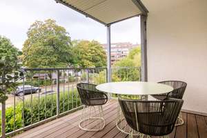 Backstein, Sprossenfenster, zwei Plätze draußen – 40476 Derendorf, Düsseldorf – Vorschaubild 5