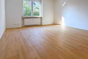 BEHERRSCHENDE AUSSICHT ÜBER STUTTGART BIS INS REMSTAL – Die vollständige Adresse der Immobilie erhältst du vom Anbieter., 70197 Hasenberg, Stuttgart – Vorschaubild 12