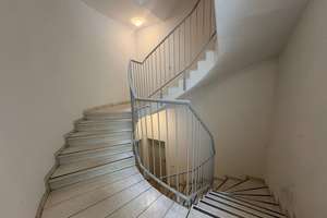 Helle Maisonette-Wohnung mit zwei Balkonen in gepflegter Wohnlage – Die vollständige Adresse der Immobilie erhältst du vom Anbieter., 1239 Leubnitz-Neuostra, Dresden – Vorschaubild 2