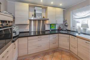 Property thumbnail 14