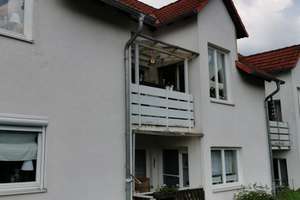 2 Zimmer Wohnung im EG mit kleiner Terrasse