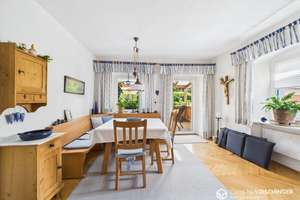 2 x Altstadthäuser mit Entwicklungspotenzial in Regensburg-Steinweg – Die vollständige Adresse der Immobilie erhältst du vom Anbieter., 93059 Steinweg-Pfaffenstein, Regensburg – Vorschaubild 16