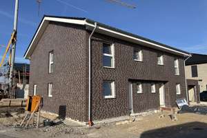 Erstbezug! Moderne Doppelhaushälfte in KFW-40-Standard mit Garten und Garage! – Die vollständige Adresse der Immobilie erhältst du vom Anbieter., 59399 Olfen – Vorschaubild 2