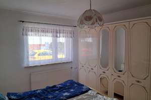 Gepflegtes Zweifamilienhaus mit PV-Anlage, Sauna, Doppelgarage in zentraler Lage Bremen-Blumenthal – Die vollständige Adresse der Immobilie erhältst du vom Anbieter., 28779 Blumenthal (Ortsteil), Bremen – Vorschaubild 22