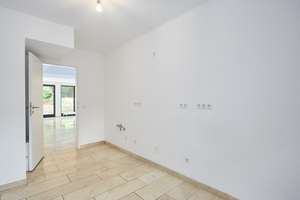 Besonderes Wohnerlebnis in Rheinnähe: 2-Zimmer-Wohnung mit Terrasse und Garten – 40549 Oberkassel, Düsseldorf – Vorschaubild 11