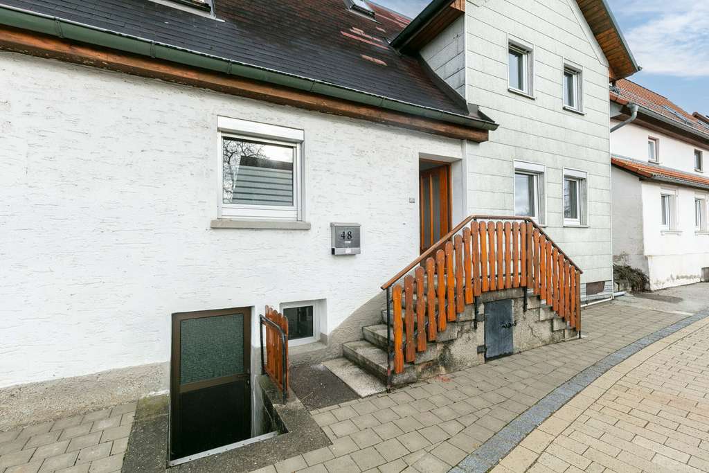 Immobilie in Blaubeuren - Gestalten Sie Ihr neues Zuhause nach eigenen Vorstellungen - Bild 2