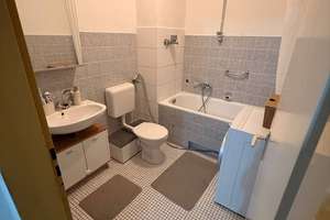 Helle 2,5-Zimmer-Wohnung mit Balkon - WBS notwendig! – Rolandstraße 18, 44145 Nordmarkt, Dortmund – Vorschaubild 6