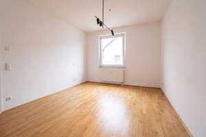 Wohnen im Zentrum von Köln - Zwei-Zimmer-Wohnung mit Balkon, Carport und Keller – 50667 Altstadt/Nord, Köln – Vorschaubild 5