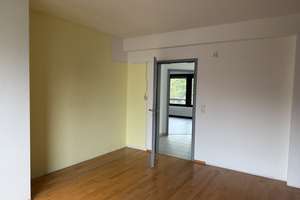 Sehr gepflegtes Dreifamilienhaus/Mehrgenerationenhaus mit großem Wintergarten und traumhaftem Garten – Die vollständige Adresse der Immobilie erhältst du vom Anbieter., 51069 Dellbrück, Köln – Vorschaubild 28