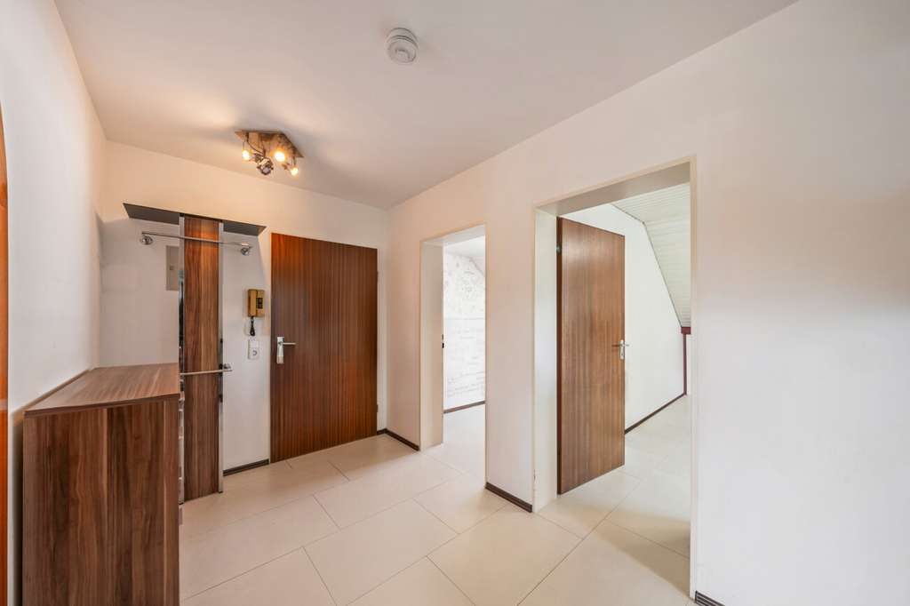 Immobilie in Gundelfingen - BRUMANI | 4-Zimmer Maisonette über zwei Ebenen mit Galerie und sonniger Dachloggia in Gundelfingen - Bild 1