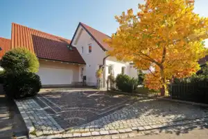 Großes Einfamilienhaus mit Stil und Spielstraße (ohne Makler, direkt vom Verkäufer) – Am Kripp 10, 82291 Fürstenfeldbruck (Kreis) – Vorschaubild 5
