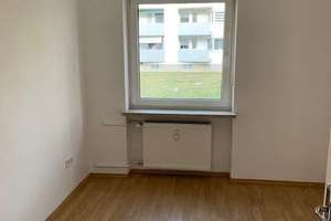 Schöne 3-Zimmer EG-Wohnung mit Loggia – Max-Schott-Straße 27, 85075 Nordwest, Ingolstadt – Vorschaubild 5