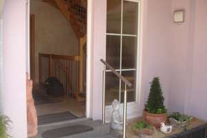 Geschmackvoll wohnen: 3-Zimmer-Wohnung mit EBK + Balkon + Garten – Schlesierstraße 20, 61267 Neu-Anspach – Vorschaubild 3