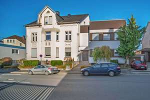 Wohnensemble aus Mehrfamilienhaus und Einfamilienhaus auf großem Grundstück in Hagen-Kabel (Boele)
