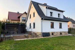 Welkers: Ihr neues Familienglück: Kernsaniertes Einfamilienhaus mit Traumterrasse-Freiheit statt Ren – Die vollständige Adresse der Immobilie erhältst du vom Anbieter., 36124 Eichenzell – Vorschaubild 1
