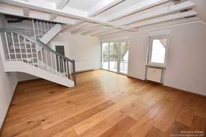 wunderschön renovierte
2-Zimmer-Maisonettewohnung
in Nürnberg, Nähe Gebersdorf/Stein – Röthenbach West, Nürnberg, 90449 Nürnberg – Vorschaubild 2