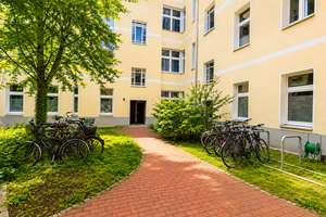 Bezugsfreie 2-Zimmer-Wohnung nahe dem Lietzenseepark in Berlin-Charlottenburg – Die vollständige Adresse der Immobilie erhältst du vom Anbieter., 10625 Charlottenburg, Berlin – Vorschaubild 9