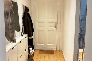 Kreuzberger Kiez: 2-Zimmer-Apartment zum Selbstbezug, sanierter Altbau, Dielenboden, provisionsfrei – Reichenberger Straße 155, 10999 Kreuzberg, Berlin – Vorschaubild 4