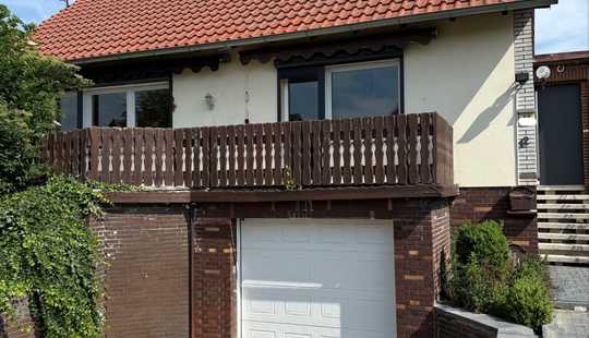 Bild von Einfamilienhaus mit Garten, Terrasse und viel Potenzial zur individuellen Gestaltung
