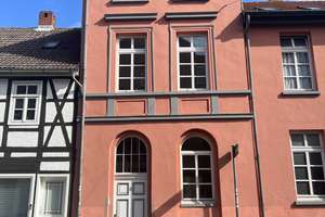 Modernes Stadthaus im Zentrum von Wolfenbüttel – Dr.-Heinrich-Jasper-Straße 8, 38304 Wolfenbüttel – Vorschaubild 1