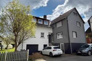 Super schönes Einfamilienhaus in der Sonnenscheingemeinde Ebsdorfergrund-Ortsteil Roßberg – Die vollständige Adresse der Immobilie erhältst du vom Anbieter., 35085 Ebsdorfergrund – Vorschaubild 2