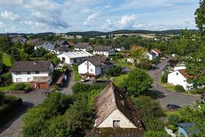 Panoramablick trifft Gemütlichkeit – Einfamilienhaus mit Einliegerwohnung, Garten & Kamin in idyllis – Die vollständige Adresse der Immobilie erhältst du vom Anbieter., 35288 Wohratal – Vorschaubild 28