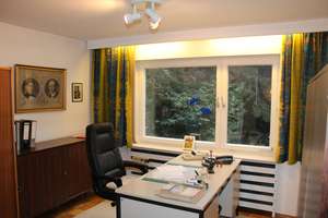 BAD HOMBURG - KURVIERTEL: REPRÄSENTATIVE VILLA MIT 210 QM WOHNFLÄCHE  AUF 1.000 QM TRAUMGRUNDSTÜCK – Die vollständige Adresse der Immobilie erhältst du vom Anbieter., 61348 Bad Homburg vor der Höhe – Vorschaubild 4