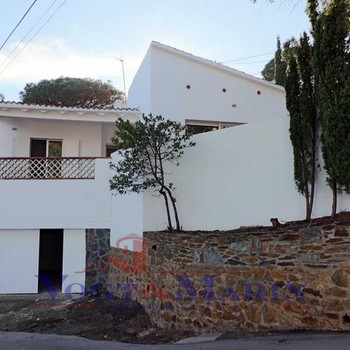Modernes, renoviertes Haus mit Meerblick in Port de la Selva