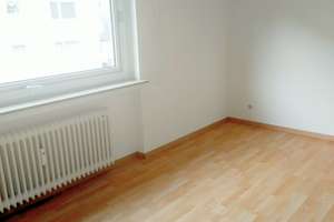 Helle 2-Zimmer Wohnung mit Balkon in Wuppertal-Langerfeld-Beyenburg – Pommernstr. 18, 42389 Langerfeld-Beyenburg, Wuppertal – Vorschaubild 3