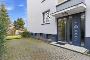 Toplage Essen-Heisingen: Hochwertige Dachgeschosswohnung inkl. Garage – Wohnen oder investiere – Die vollständige Adresse der Immobilie erhältst du vom Anbieter., 45259 Heisingen, Essen – Vorschaubild 3
