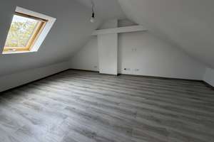 Bezugsfreie Doppelhaushälfte mit großem Garten, Wintergarten & Sauna – Pyrmonter Straße 36, 30459 Oberricklingen, Hannover – Vorschaubild 12