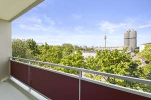 Renoviertes 1 Zi-Apartment mit Balkon & EBK – Nähe U-Bahn Petuelring und BMW! – Riesenfeldstraße 10, 80809 Am Riesenfeld, München – Vorschaubild 8