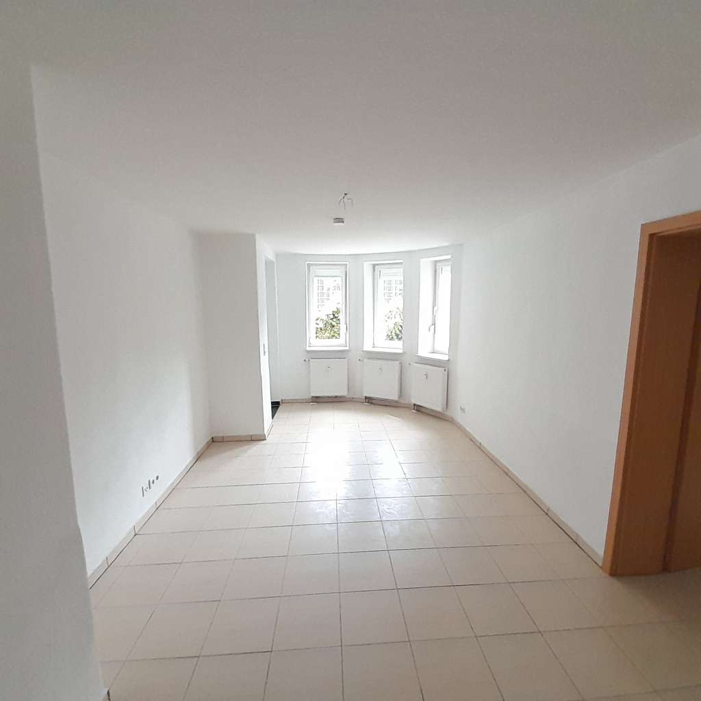 Immobilie in Naumburg (Saale) - Auch für Eigennutzer: Hochwertig sanierte Eigentumswohnung mit Terrasse - Bild 1