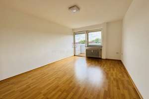 *PROVISIONSFREI* Bezugsfertige 3 ZKB mit Balkon, 4. OG, Münchenerstraße, IN-Süd, frisch renoviert – Münchener Straße 21, 85051 Münchener Straße, Ingolstadt – Vorschaubild 3