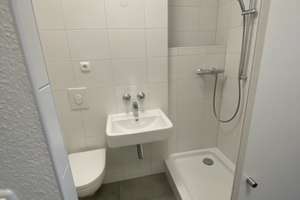 1-Zimmer-Wohnung mit Balkon in Mehrgenerationenhaus – ideal für Studierende – Burgstraße 74, 51103 Vingst, Köln – Vorschaubild 1