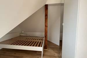Möblierte, helle Dachgeschosswohnung nach Sanierung – Planckstraße 1, 70184 Gablenberg, Stuttgart – Vorschaubild 5