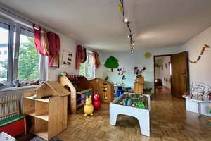Stilvolles Mehrfamilienhaus mit Vermietungspotenzial – Die vollständige Adresse der Immobilie erhältst du vom Anbieter., 78056 Schwenningen, Villingen-Schwenningen – Vorschaubild 5